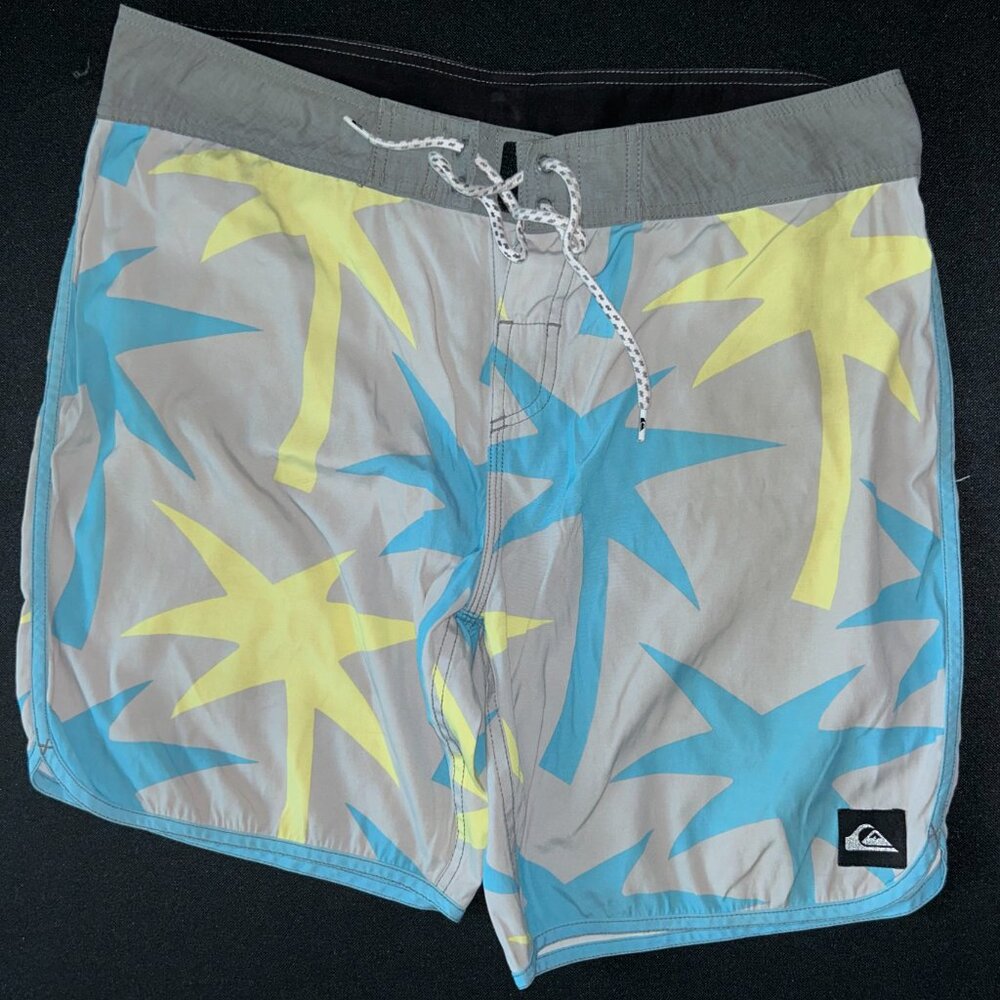 Quicksilver Palm Tree Board Shorts W34